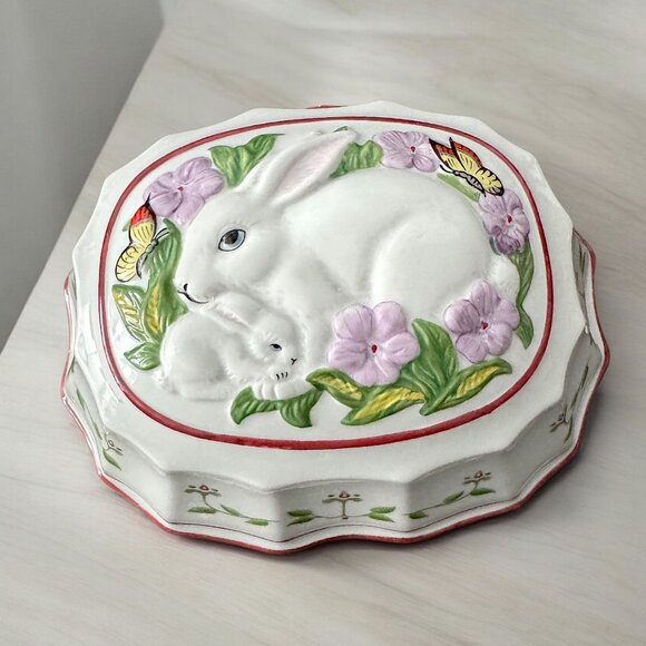 Vintage 1986 Easter Ceramic Wall Decor Mould Le Cordon Bleu Bunny Rabbit - Picture 1 of 8